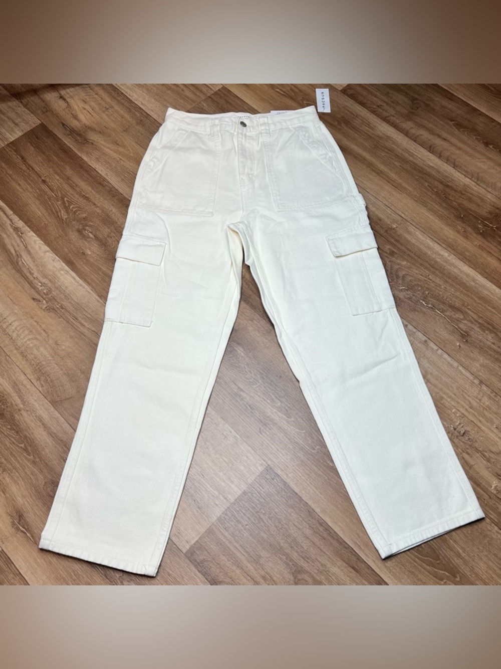 Women’s Pacsun  HIGH RISE CARPENTER Size 28 Ivory
